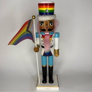2021 Target Wondershop LGBTQ Pride Nutcracker Progress Flag Pink Beard EUC